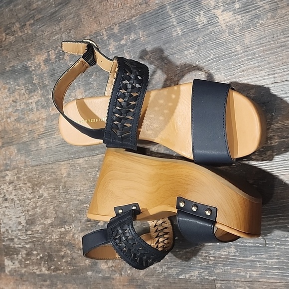 Tommy Hilfiger platform sandals black size 7 1/2 - Picture 2 of 6